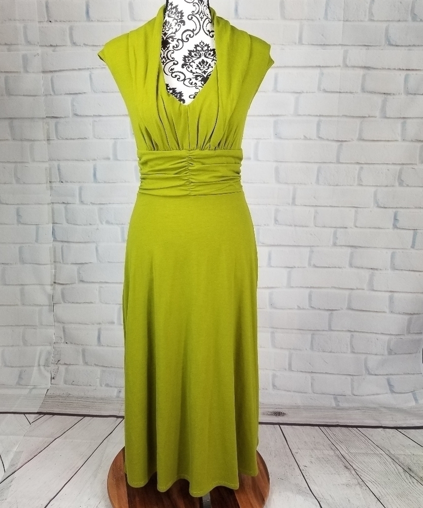 Newport News size s sleeveless stretch knit dress - Picture 1 of 8